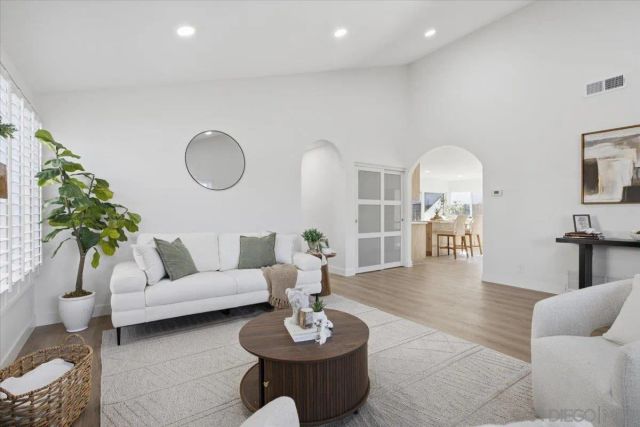 8837 Betelgeuse, San Diego, CA 92126