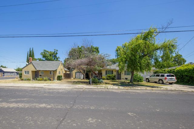 130 Almond Ave, Manteca, CA 95337