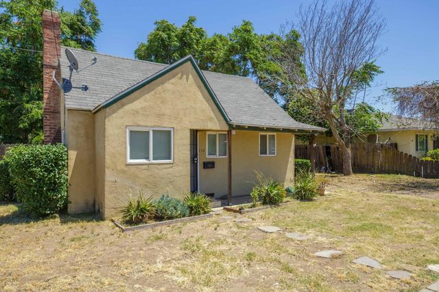 130 Almond Ave, Manteca, CA 95337