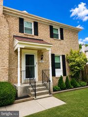 15617 AMBIANCE DR, North Potomac, MD 20878