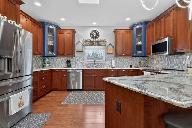 947 W Gilbert Drive, Evansdale, IA 50707