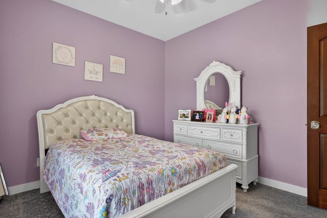 947 W Gilbert Drive, Evansdale, IA 50707