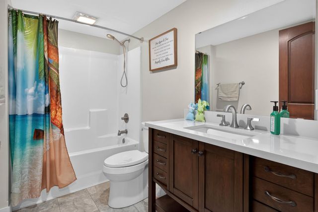 947 W Gilbert Drive, Evansdale, IA 50707