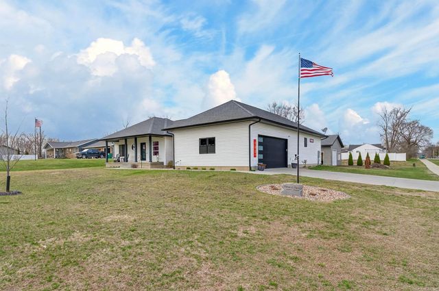 947 W Gilbert Drive, Evansdale, IA 50707