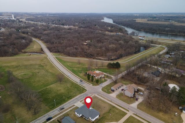 947 W Gilbert Drive, Evansdale, IA 50707