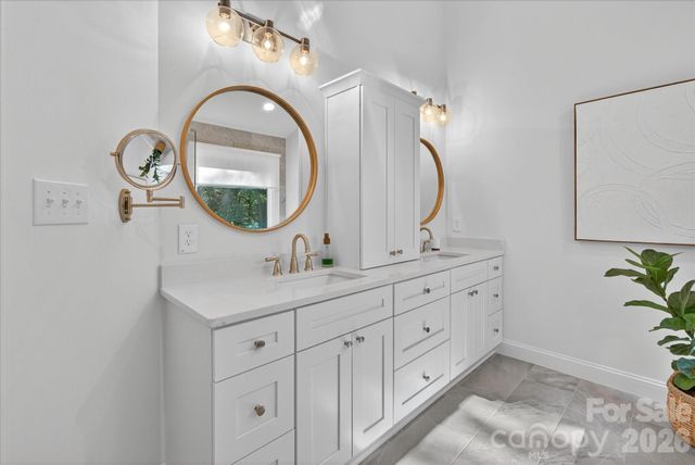 1302 Foxfield Road, Waxhaw, NC 28173