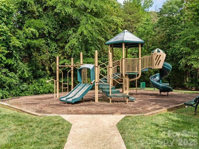 1302 Foxfield Road, Waxhaw, NC 28173