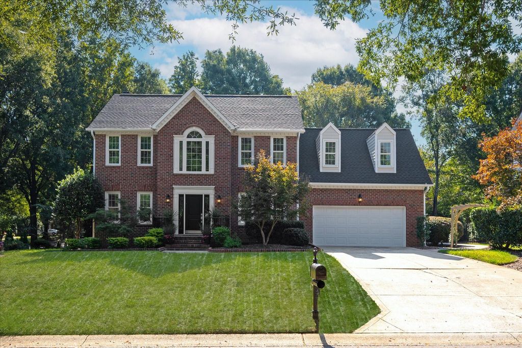 1302 Foxfield Road, Waxhaw, NC 28173