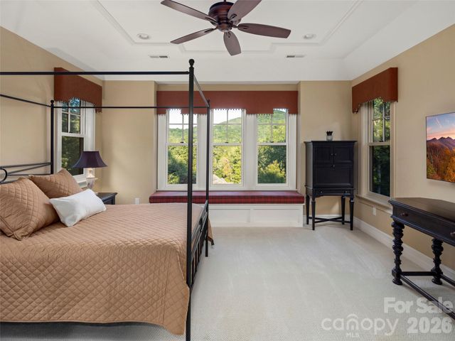 1946 White Tree Trail, Arden, NC 28704