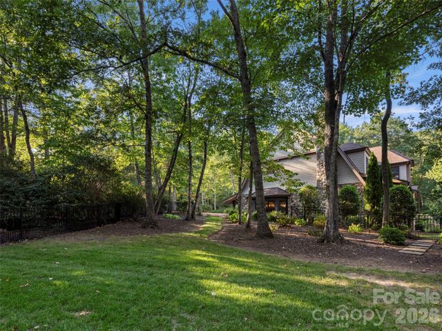 1946 White Tree Trail, Arden, NC 28704