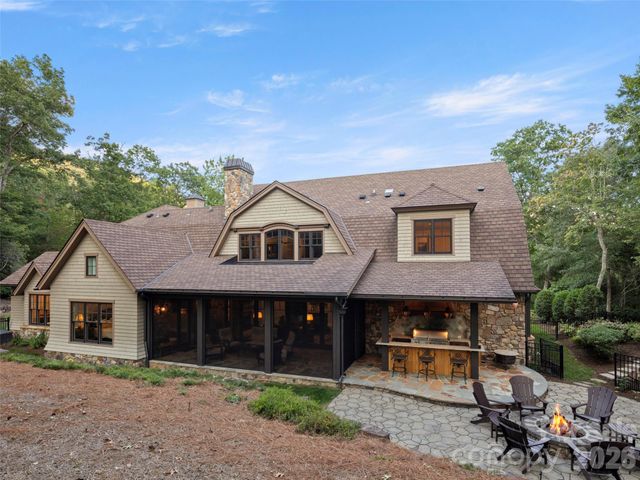 1946 White Tree Trail, Arden, NC 28704