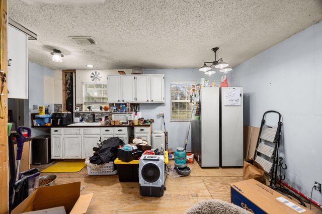 143 County Road 2315, Dayton, TX 77535