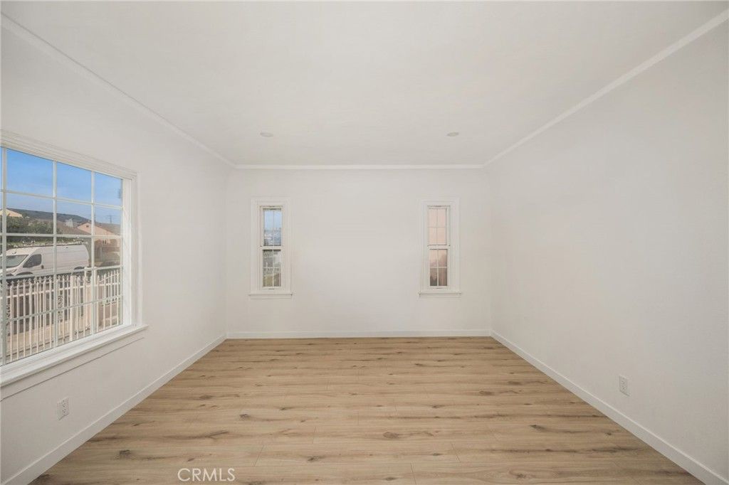 1125 W 99th, Los Angeles, CA 90044 — photo 4