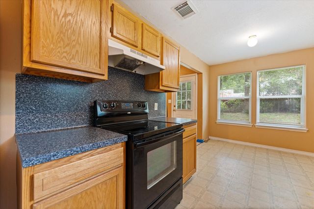10344 Royal Damon Drive, Conroe, TX 77303