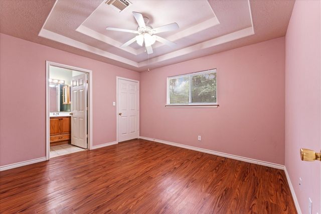 10344 Royal Damon Drive, Conroe, TX 77303