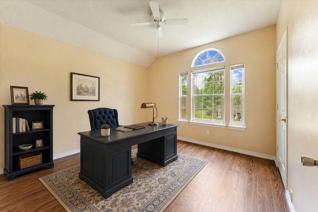 10344 Royal Damon Drive, Conroe, TX 77303