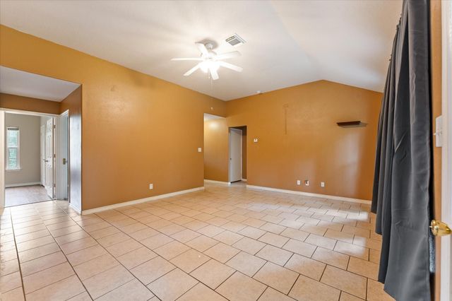 10344 Royal Damon Drive, Conroe, TX 77303