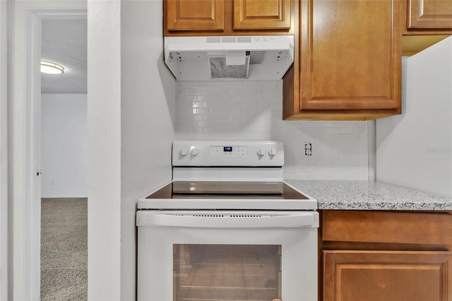 4838 S SEMORAN BOULEVARD 902, Orlando, FL 32822