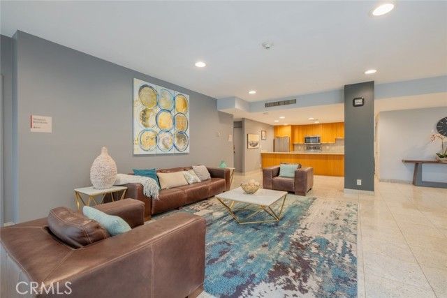 800 W 1st Street 502, Los Angeles, CA 90012