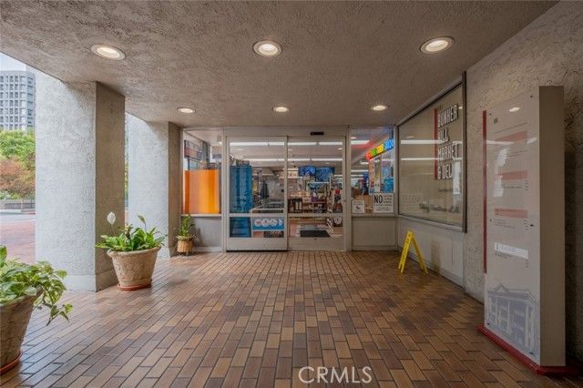 800 W 1st Street 502, Los Angeles, CA 90012