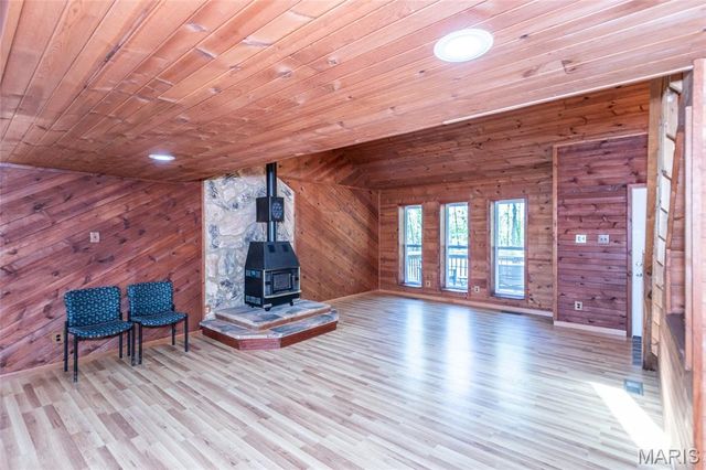 5560 Twilight Drive, Cedar Hill, MO 63016
