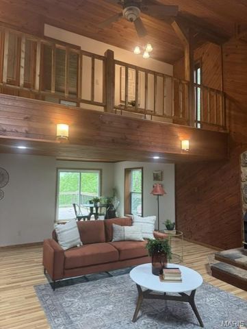 5560 Twilight Drive, Cedar Hill, MO 63016