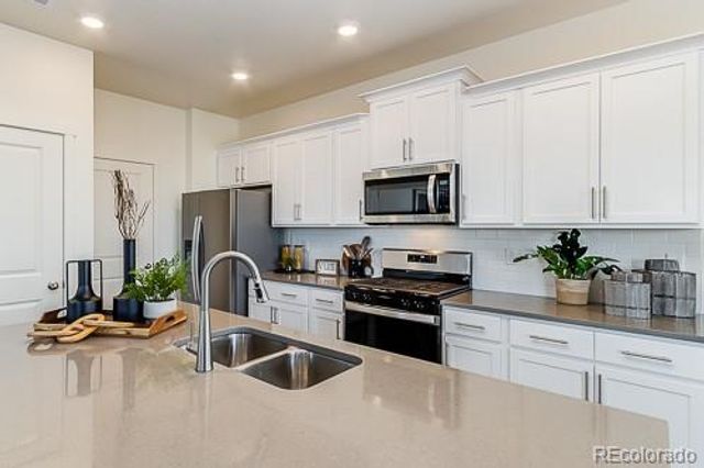 4836 Antler Way, Johnstown, CO 80534