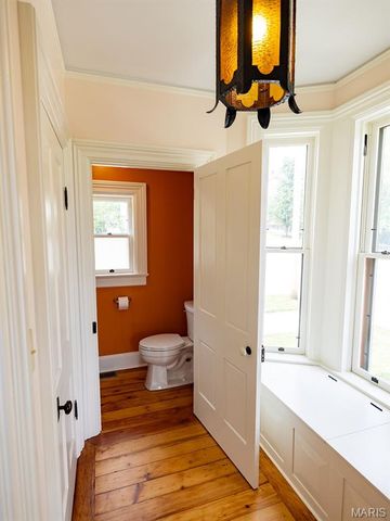 221 N 6th, Hannibal, MO 63401