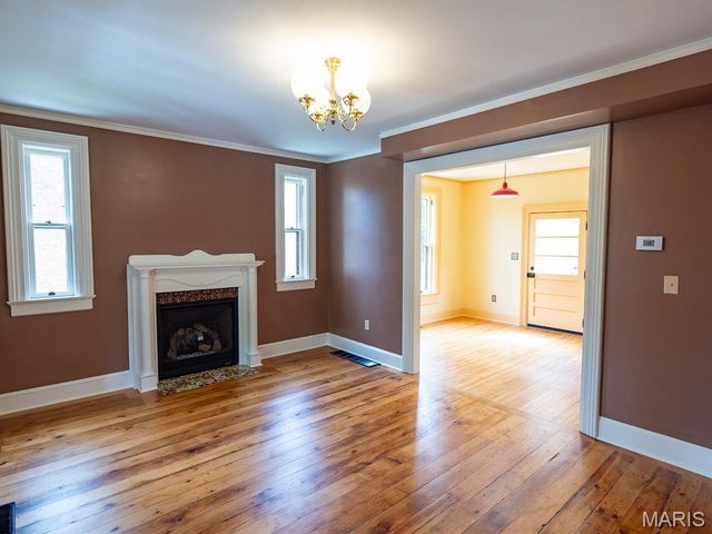 221 N 6th, Hannibal, MO 63401