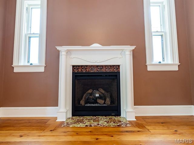 221 N 6th, Hannibal, MO 63401