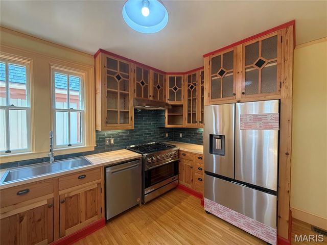 221 N 6th, Hannibal, MO 63401