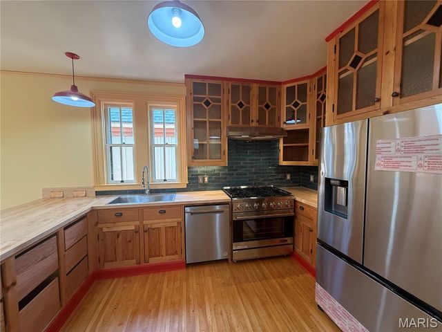 221 N 6th, Hannibal, MO 63401