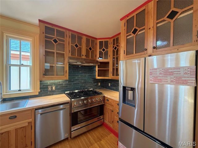 221 N 6th, Hannibal, MO 63401