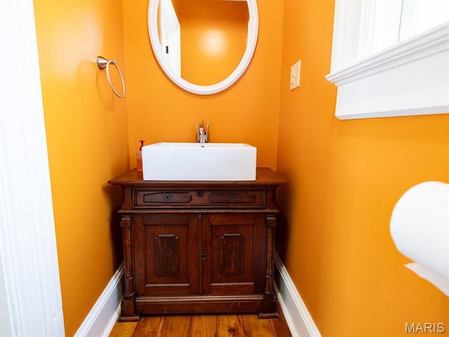 221 N 6th, Hannibal, MO 63401