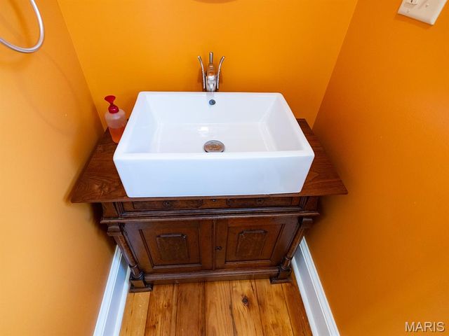 221 N 6th, Hannibal, MO 63401