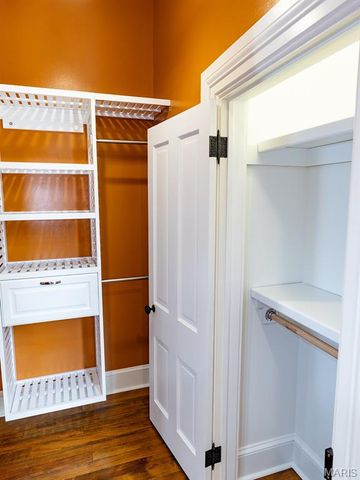 221 N 6th, Hannibal, MO 63401