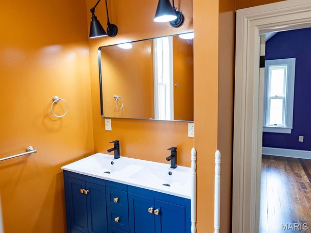 221 N 6th, Hannibal, MO 63401