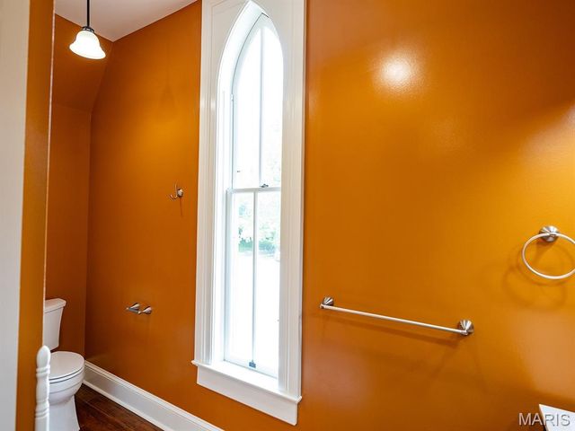 221 N 6th, Hannibal, MO 63401