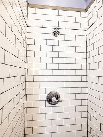 221 N 6th, Hannibal, MO 63401