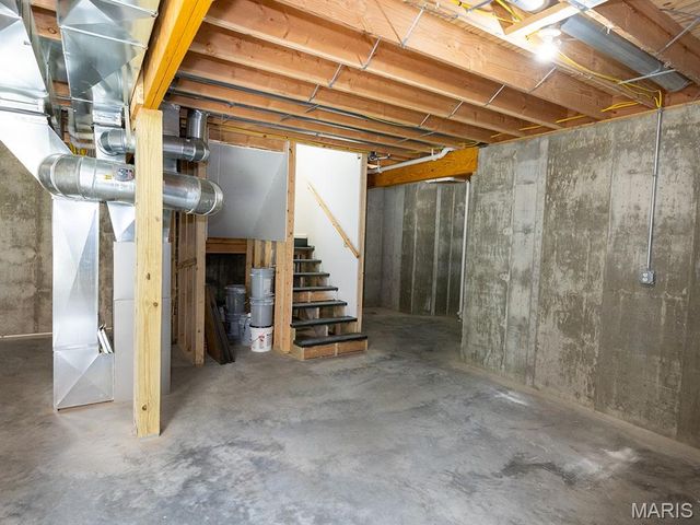 221 N 6th, Hannibal, MO 63401