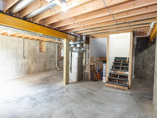 221 N 6th, Hannibal, MO 63401