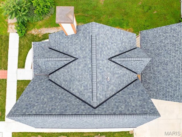 221 N 6th, Hannibal, MO 63401