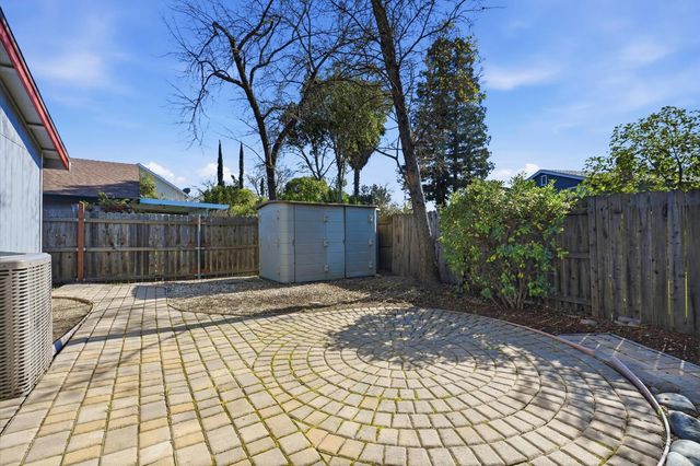 6713 Plum Tree Ct, Citrus Heights, CA 95610