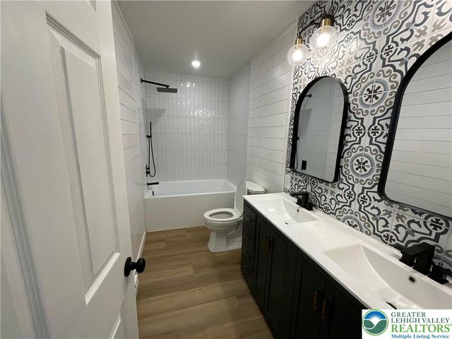 75 Center Road, Mahoning Twp, PA 18235