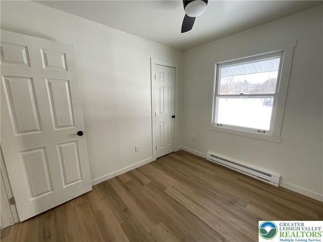 75 Center Road, Mahoning Twp, PA 18235