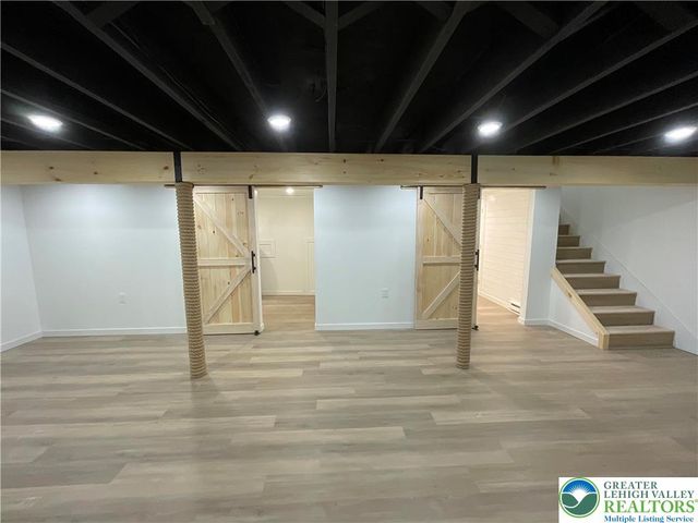 75 Center Road, Mahoning Twp, PA 18235