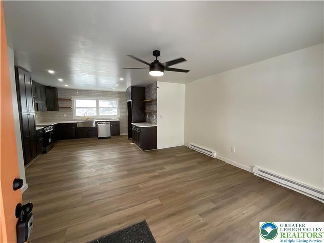 75 Center Road, Mahoning Twp, PA 18235