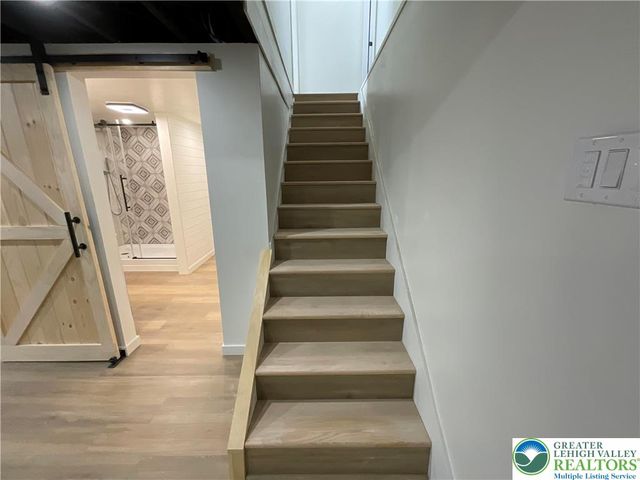 75 Center Road, Mahoning Twp, PA 18235