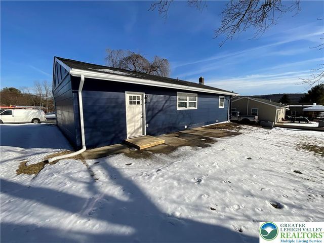 75 Center Road, Mahoning Twp, PA 18235