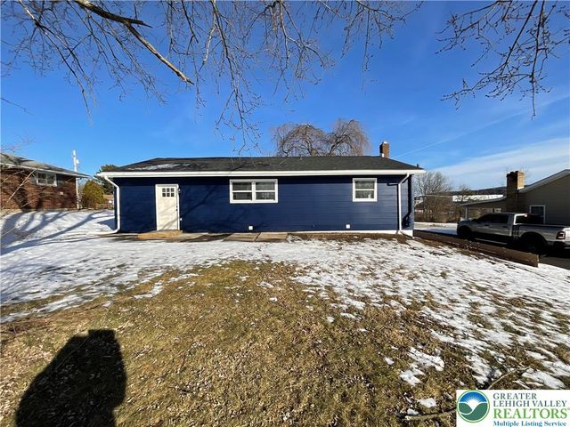 75 Center Road, Mahoning Twp, PA 18235